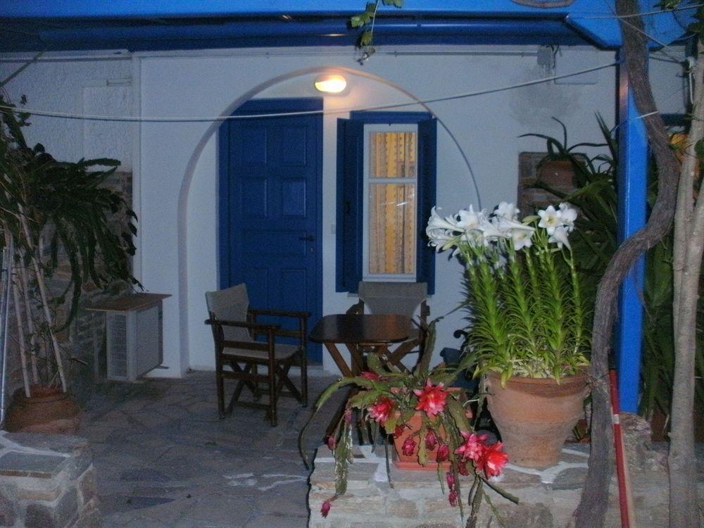 Studios Diogenis Naxos City Exterior foto